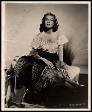 Hollywood Actress Rita Hayworth Signed Autograph Portrait Original Photo 215 picture