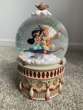 Disney Store Aladdin & Jasmine Musical Jumbo Snow Globe 