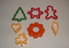 Various Cookie Cutters (7), Tupperware & Others, Ages Unknown, pre-owned picture