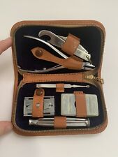 Vtg Trademark “Feather” Mens Grooming Kit picture
