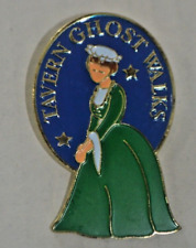 Colonial Williamsburg Tavern Ghost Walks Souvenir Pin Double Clasp picture