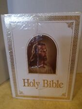 Holy Bible Classic Deluxe Family picture