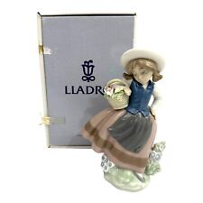 LLADRO SPAIN PORCELAIN #5221 SWEET SCENT GIRL WITH BASKET OF FLOWERS IN BOX picture