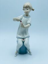 Vintage Lladro #1082 Girl Manicuring Nail Polishing Porcelain Figurine 7.5