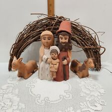 Vtg Peruvian Handmade Pottery Nativity Scene Clay Christmas Jesus Mary Joseph picture
