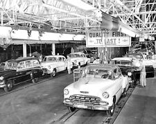 1952 CHEVROLET Factory ASSEMBLY LINE Classic Car Historic Picture Photo 5x7 picture