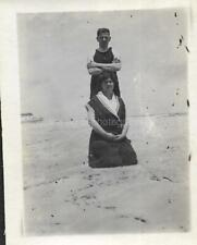 Vintage FOUND PHOTOGRAPH bw A DAY AT THE BEACH Original Snapshot 19 24 M picture