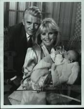 1985 Press Photo John Forsythe and Linda Evans star in 