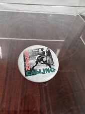 Vintage 1980s THE CLASH pin London Calling badge punk band button Joe Strummer picture
