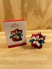 Hallmark: Foxy Pair - Hugging Foxes - 2016 Ornament picture