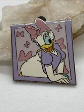2011 Disney Pin Trading Deluxe Pin Starter DAISY DUCK # 82036 picture