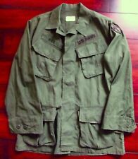 MAC V JUNGLE JACKET, VIETNAM WAR 1969 3RD PATTERN RS TROPICAL W/ALL PATCHES picture