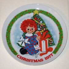 Vintage RAGGEDY ANN Christmas 1977 SCHMID Porcelain Collector's Plate picture