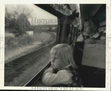 1984 Press Photo Louise S. McGehee School students rides train - nob80168 picture