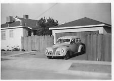 FOUND PHOTOGRAPH bw CLASSIC CAR Original Snapshot 15 26 S picture