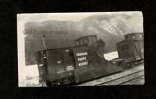 CANADIAN PACIFIC R.R.TRACKS CARS SNOW PLOW CABOOSE MOUNTAINS OLD/VINTAGE- I277 picture