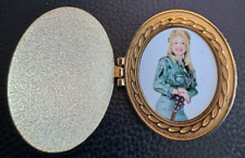 DollyWood Theme Park GOLD LOCKET w/ Dolly Parton Photo Souvenir Trading Pin 2004 picture