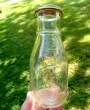 CEDAR LODGE DAIRY One Pint Embossed Glass Milk Bottle Thomasville, NC VERY RARE picture