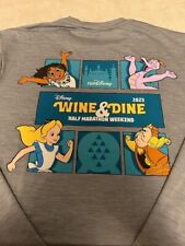 2023 RunDisney Wine and Dine athletic shirt Adult S Grey picture