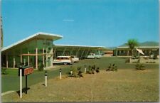 GILA BEND, Arizona Postcard DESERT GEM MOTEL Roadside / 1950s Cars *Creased picture