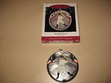 LOU GEHRIG 1995 HALLMARK KEEPSAKE ORNAMENT COLLECTOR'S SERIES #2 NEW IN BOX picture