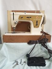 Singer Sewing Machine Model 237 Zigzag Stitch picture