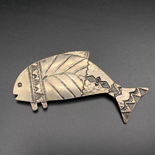 Vintage Southwestern Fish Stamped Hammered Sterling Silver Pin Brooch picture