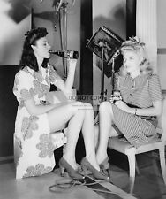 CAROLE LANDIS & ANNE SHIRLEY ON THE SET OF 