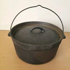Vintage Cast Iron Pot w/ LId & Pail Handle 9.5