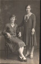 Postcard RPPC Real Photo Pretty Women in 1920s ERA Dress Lady Style Flappers picture