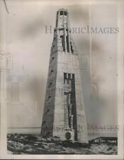 1936 Press Photo Monument to commemorate landing of U.S. Troops in France picture
