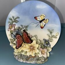 Decorative 3D Resin 6”Standing Plate 2 Butterflies Beautiful picture