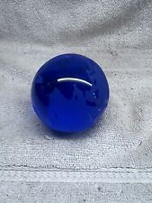 (GLB.8) Vintage Paperweight World Globe Earth cobalt blue frosted Glass picture