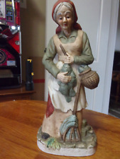 Vintage UOGC Taiwan Ceramoc Old lady with Fish picture