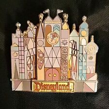 Disneyland Attraction Pin IT'S A SMALL WORLD FACADE 3-D HTF picture
