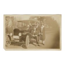 Vintage Snapshot 1920s Photo Antique Car Oh Henry Licence Plate Men Women picture