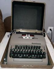 Vintage Typewriter 1955 Smith-Corona Made in USA Clipper Portable w/ Case *READ* picture