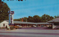 Moores Motel on Route US25 Berea Kentucky - chrome Postcard dated 1965 picture