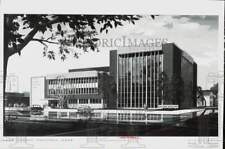 1968 Press Photo Modernization of the Lake County National Bank in Painesville picture