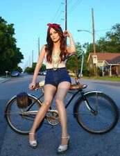 BEAUTIFUL KACEY MUSGRAVES 8X10 Photo picture