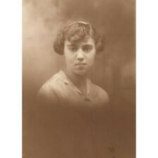 Vintage Photograph YOUNG LADY Portrait 1926 picture