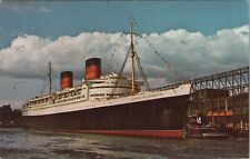 Queen Elizabeth Cruise Ship Leaves New York Harbor c1960s Postcard UNP 6443c4 picture
