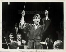 1962 Press Photo Leonard Bernstein on 