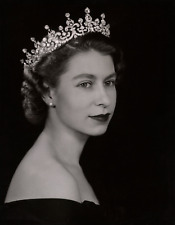 Her Royal Majesty Queen Elizabeth II Portrait Picture Photo Print 4