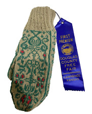 Award  winning vintage mittens - Douglas County Fair picture