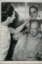 1965 Press Photo Hugh Downs with Wife Ruth During Haircut - mjp10466 picture