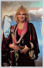 Vintage Celebrity Postcard 1981 Bette Midler - Published by Cora-Lee picture
