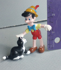 Applause Disney  Pinocchio  Petting Figaro 2.5