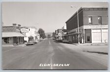 Elgin Oregon Chevron Street View Old Cars Kermit & Doris Meyers RPPC Postcard picture