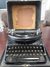 Rare 1935 Underwood Noiseless Portable Typewriter w case.  Serial # 540476. GC picture